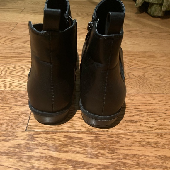Ankle boots - Picture 4 of 5